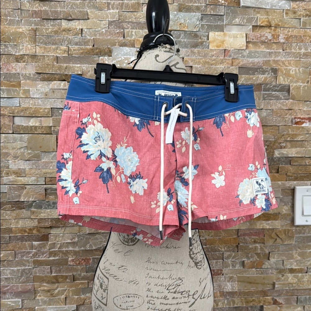 American Eagle Board Shorts Floral Pink Women's size 6